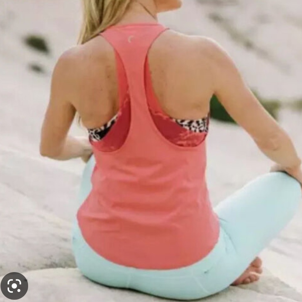 Zyia‎ Active coral double razor back tank with mesh hem size S